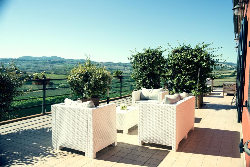Villa Tenuta Santini Coriano Exterior foto